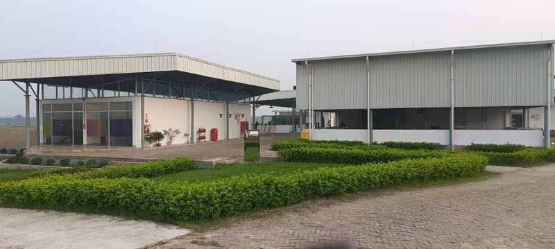 Office building with landscaped garden